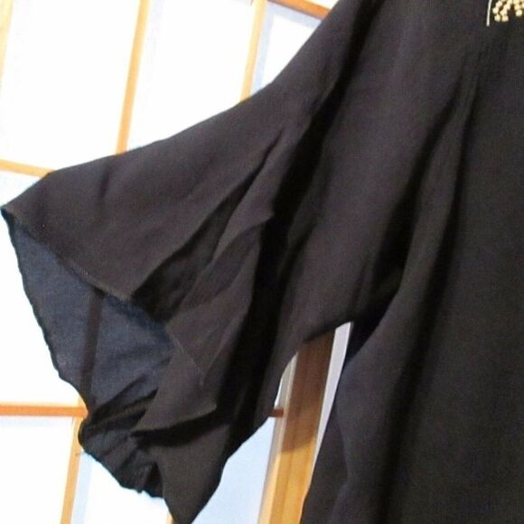 Maurices Peasant Boho Keyhole Aztec Print Blouse - Picture 5 of 7